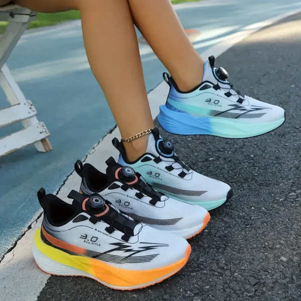 Tenis deportivos/antideslizantes con suela de carbono - Imagen 2